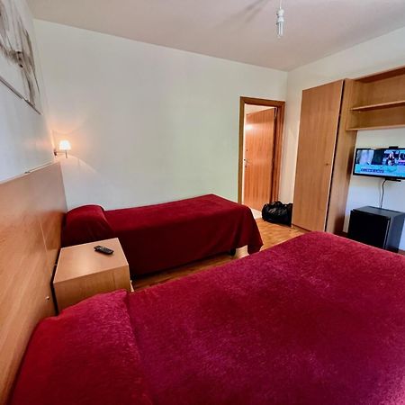 Hostal Madrazo Барселона Экстерьер фото