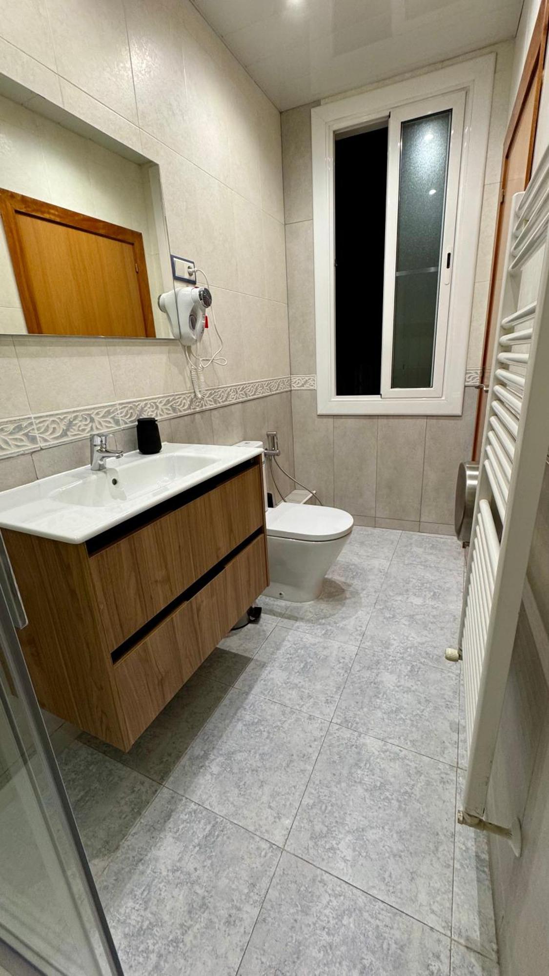 Hostal Madrazo Барселона Экстерьер фото